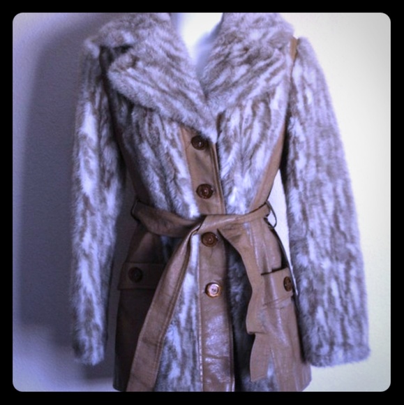 Vintage Jackets & Blazers - 70s faux fur Coat